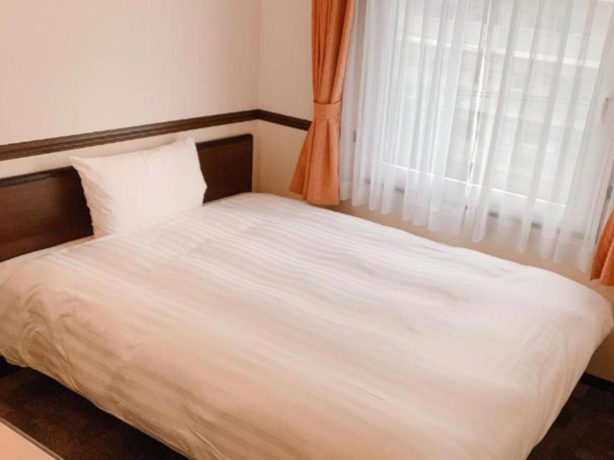 Toyoko Inn Shin-Osaka-Eki Higashi-Guchi Экстерьер фото