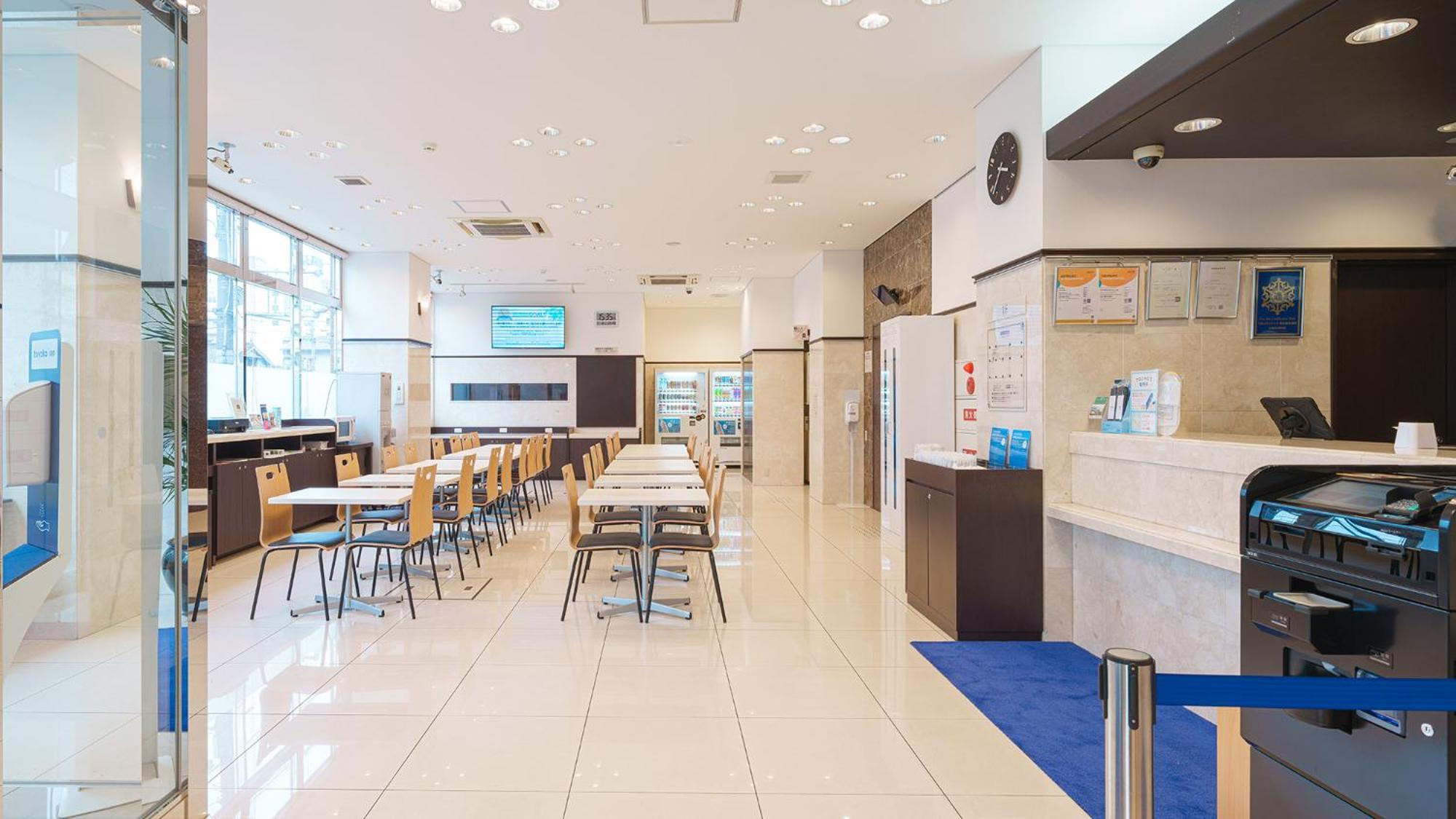 Toyoko Inn Shin-Osaka-Eki Higashi-Guchi Экстерьер фото