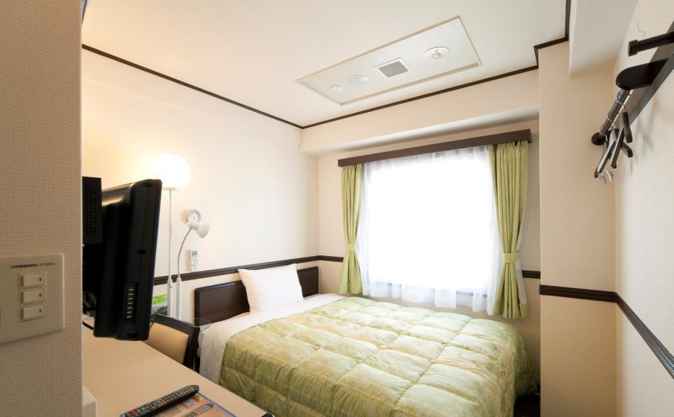 Toyoko Inn Shin-Osaka-Eki Higashi-Guchi Экстерьер фото